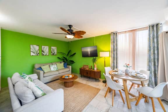 Little Kona Getaway
